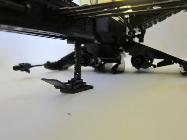 Naval Warfare Craft: Dual-Level Assault Ships